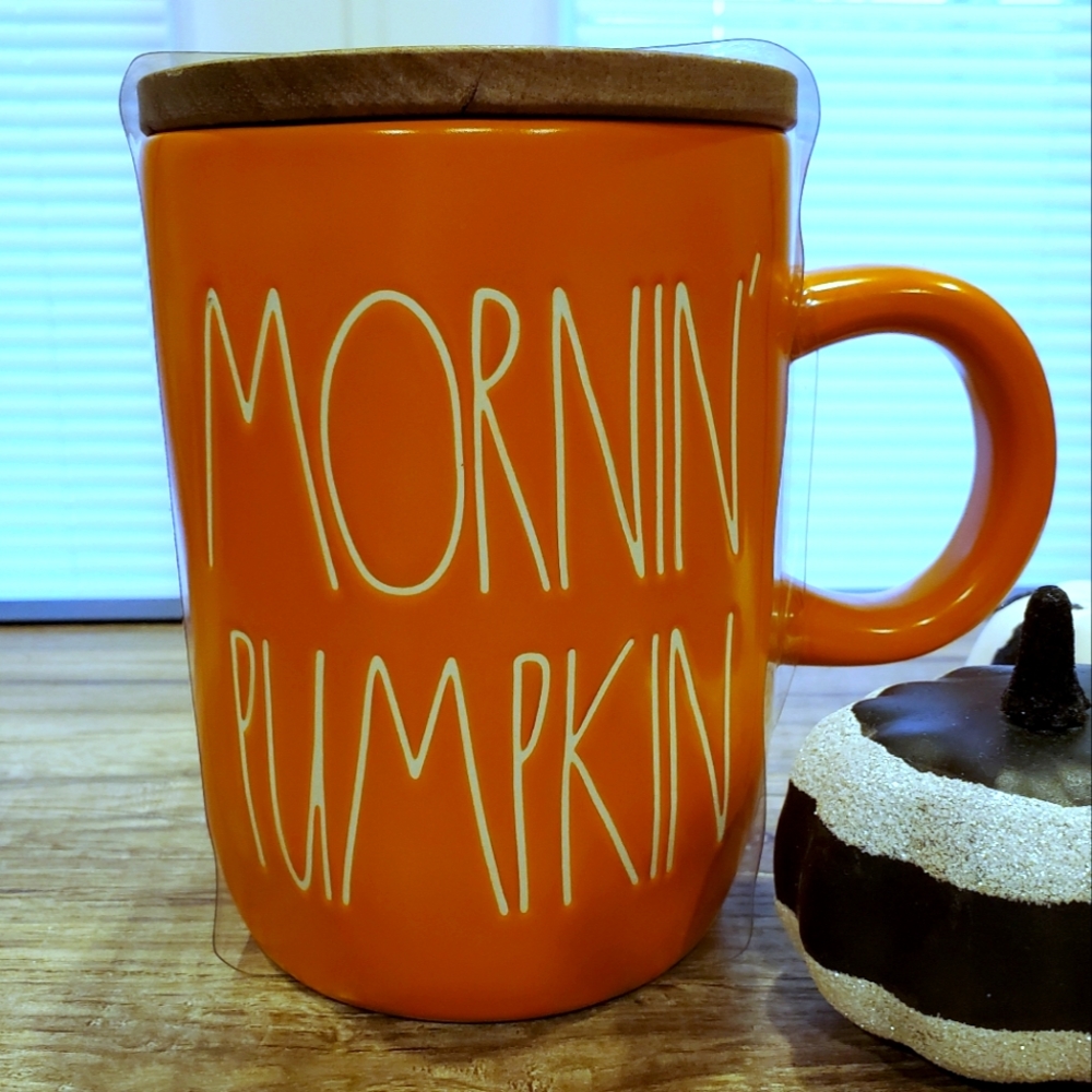 Rae Dunn Mornin' Pumpkin Lidded Coffee Mug